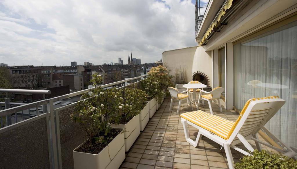 Hotel Terminus Dusseldorf Exterior photo